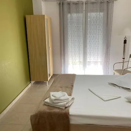 Nefeli β1 Apartment